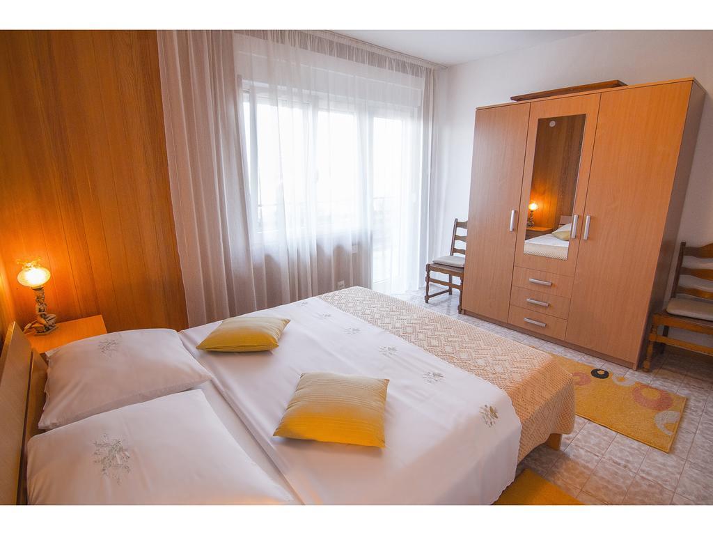 Apartment Miranda สลาทิเน ห้อง รูปภาพ