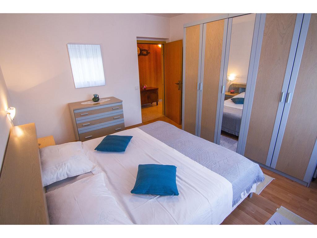 Apartment Miranda สลาทิเน ห้อง รูปภาพ